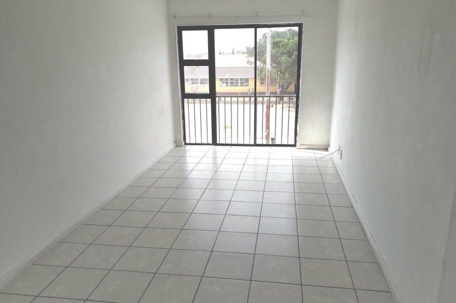 2 Bedroom Property for Sale in Maitland Western Cape
